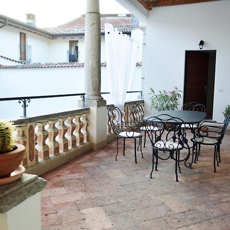 Villa Maghetti - Modernized Flat In Historic Palazzo In The Center Of ลุยโน ภายนอก รูปภาพ