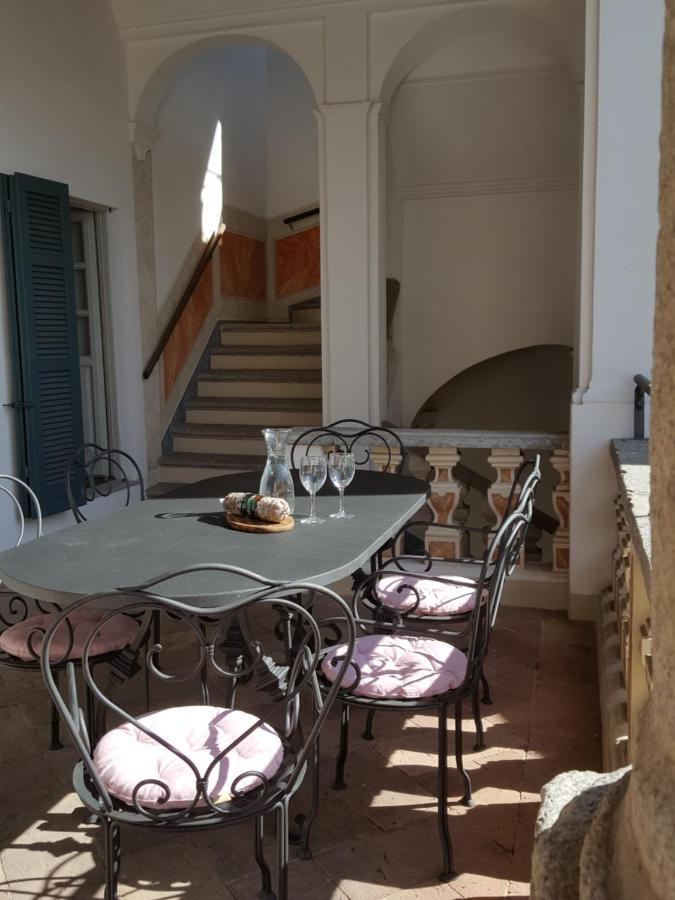Villa Maghetti - Modernized Flat In Historic Palazzo In The Center Of ลุยโน ภายนอก รูปภาพ