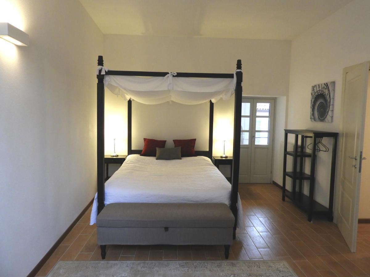 Villa Maghetti - Modernized Flat In Historic Palazzo In The Center Of ลุยโน ภายนอก รูปภาพ