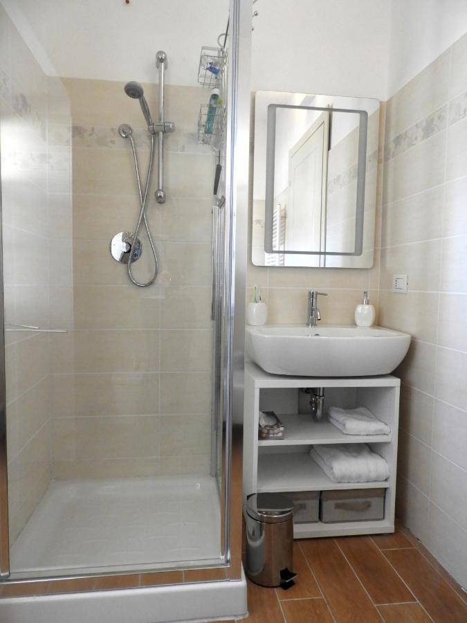 Villa Maghetti - Modernized Flat In Historic Palazzo In The Center Of ลุยโน ภายนอก รูปภาพ