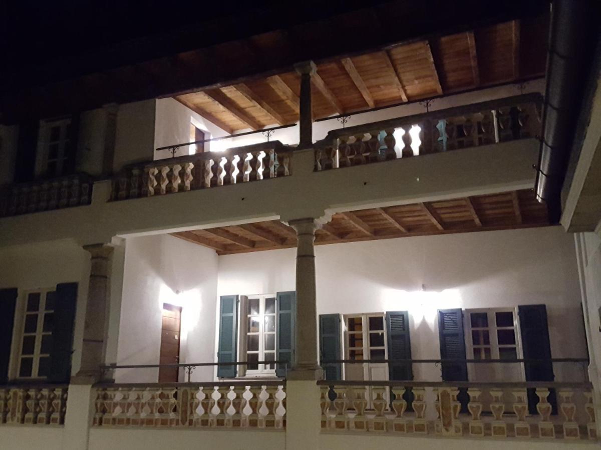 Villa Maghetti - Modernized Flat In Historic Palazzo In The Center Of ลุยโน ภายนอก รูปภาพ
