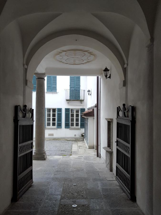 Villa Maghetti - Modernized Flat In Historic Palazzo In The Center Of ลุยโน ภายนอก รูปภาพ